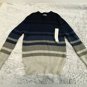 New boys blue and grey chunky sweater. Size Small